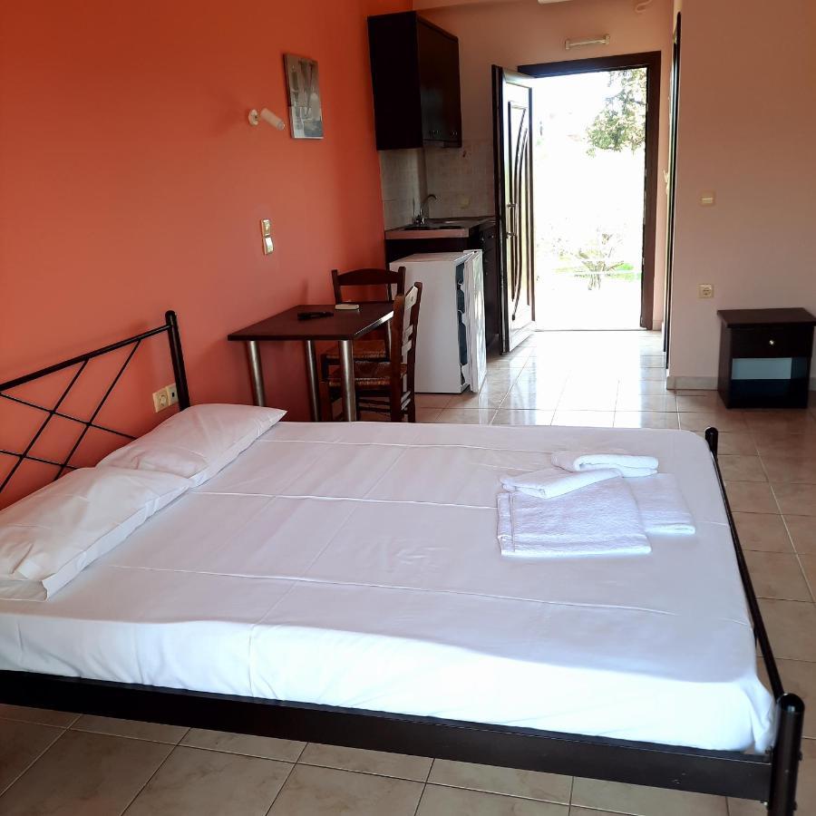 Sunset Apartments Neochori  Экстерьер фото